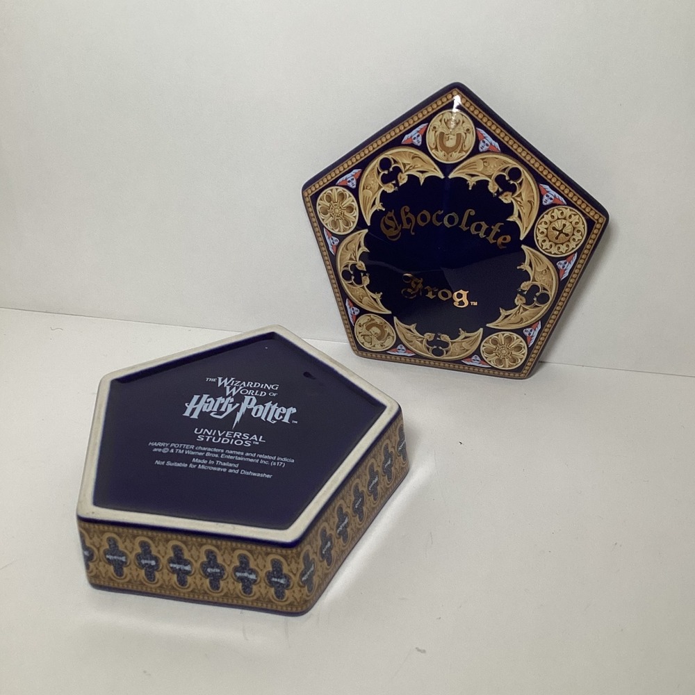 Harry Potter Wizarding World Chocolate Frog Ceramic Trinket Box UniversalStudios